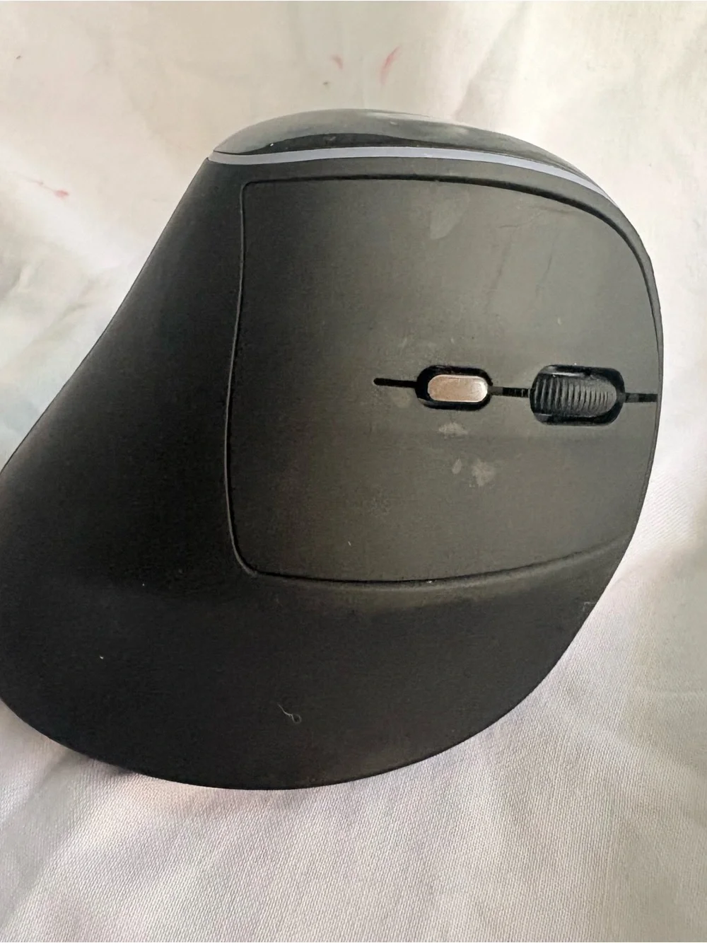J-Tech Digital V638 Wireless Ergonomic Rechargeable Mouse – New Open Box